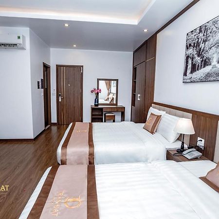 Tran Dat Hotel Hạ Long Exterior foto