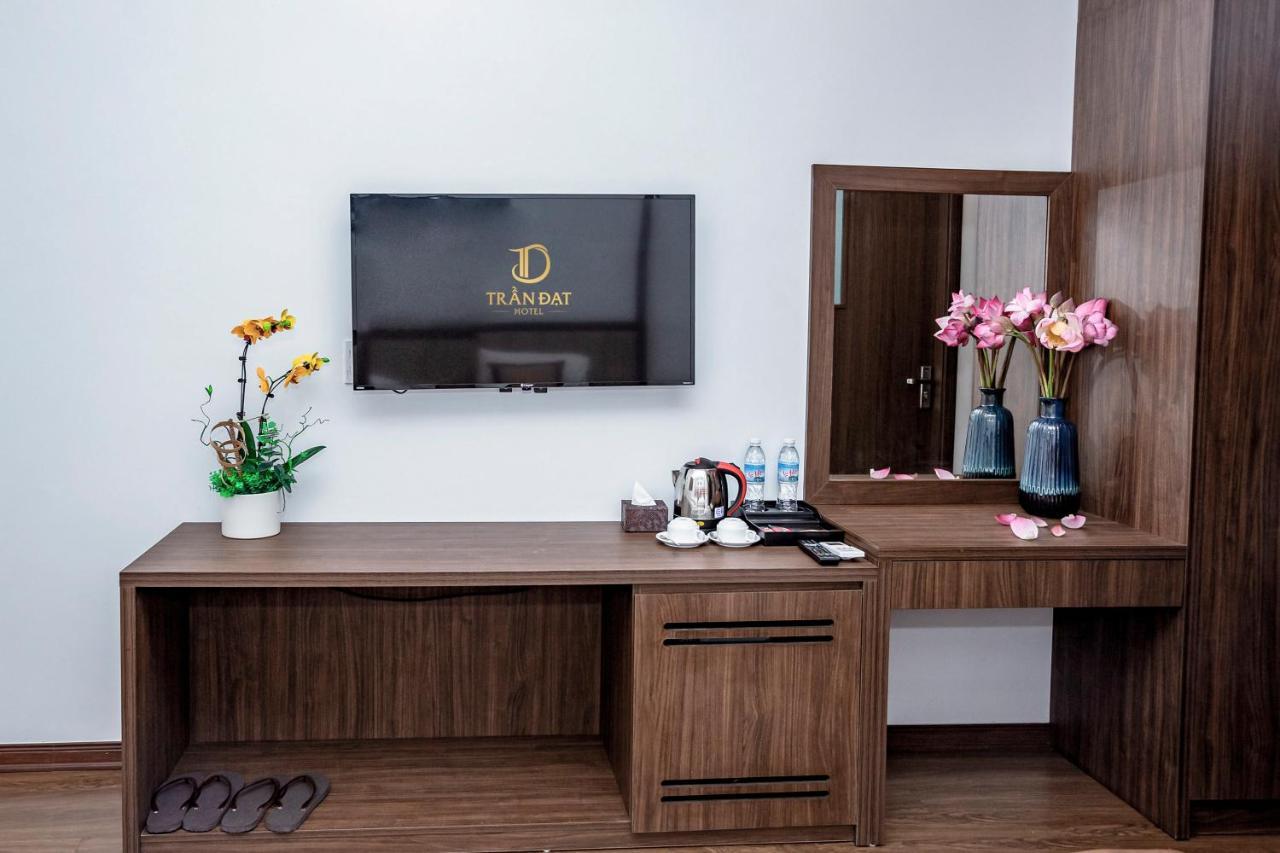 Tran Dat Hotel Hạ Long Exterior foto