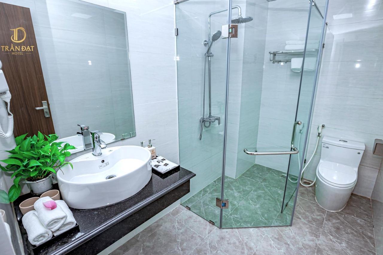 Tran Dat Hotel Hạ Long Exterior foto
